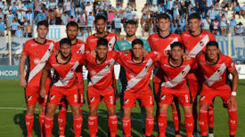 Quilmes y Deportivo Maipú igualaron 2 a 2 en el último partido de Juan Manuel Sara como DT del Cruzado